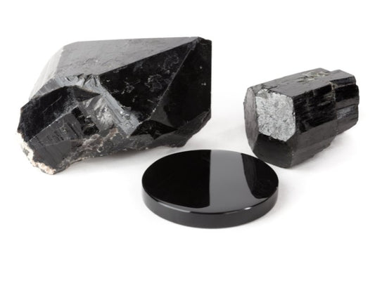 5 Healing Properties Of The Black Tourmaline Stone - HappyLillyme