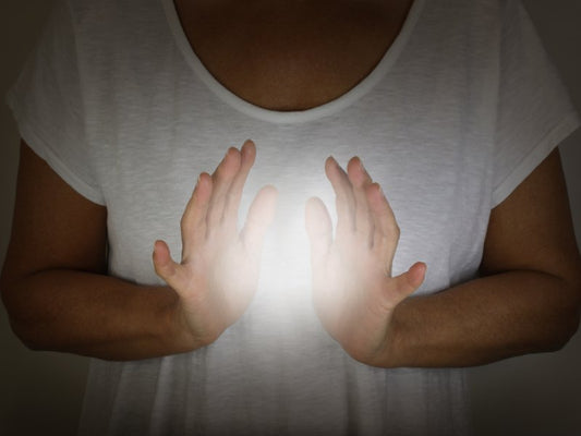 5 Things a Reiki Practitioner Can Feel During Distant Reiki Healing - HappyLillyme